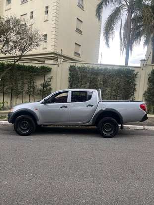MITSUBISHI-L200 TRITON-2017