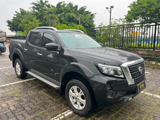 NISSAN FRONTIER 2.3 16V TURBO DIESEL XE CD 4X4 AUTOMÁTICO NISSAN FRONTIER 2.3 16V TURBO DIESEL XE CD 4X4 AUTOMÁTICO