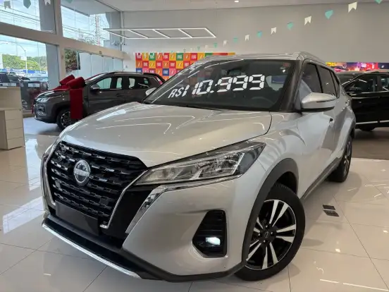 NISSAN-KICKS-2023