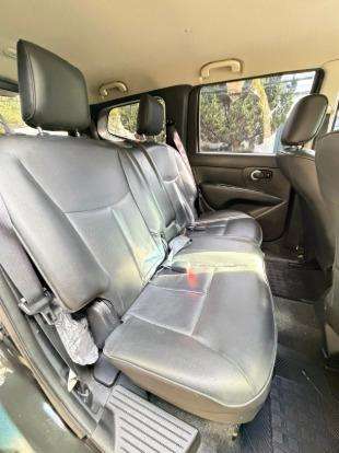 NISSAN-LIVINA-2012