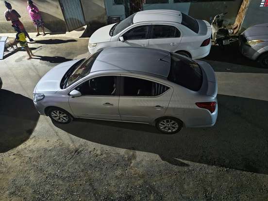 NISSAN-VERSA-2015