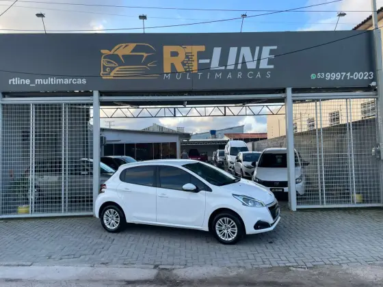 PEUGEOT 208 1.2 ACTIVE PACK 12V FLEX 4P MANUAL PEUGEOT 208 1.2 ACTIVE PACK 12V FLEX 4P MANUAL