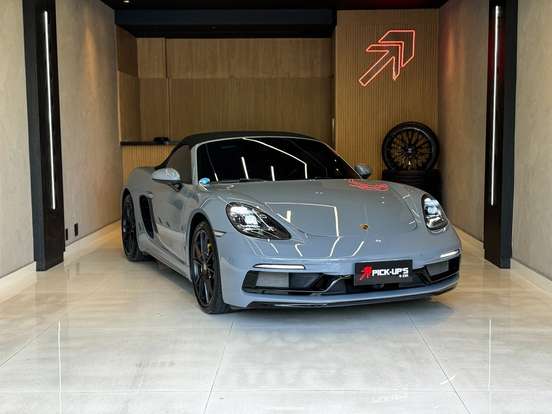 PORSCHE-718-2024
