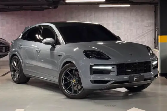 PORSCHE CAYENNE 3.0 V6 E-HYBRID COUPÉ AWD TIPTRONIC S PORSCHE CAYENNE 3.0 V6 E-HYBRID COUPÉ AWD TIPTRONIC S