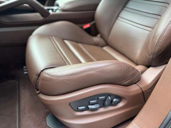 PORSCHE-CAYENNE-2023