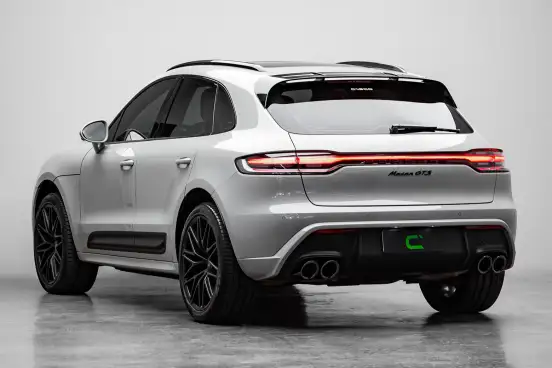 PORSCHE-MACAN-2025