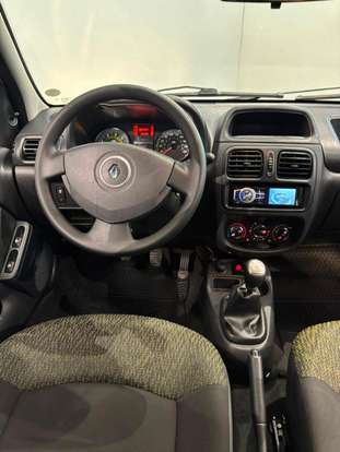 RENAULT-CLIO-2013