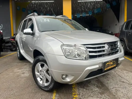 RENAULT DUSTER 1.6 DYNAMIQUE 4X2 16V FLEX 4P MANUAL RENAULT DUSTER 1.6 DYNAMIQUE 4X2 16V FLEX 4P MANUAL