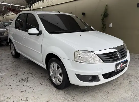 RENAULT LOGAN 1.6 EXPRESSION 16V FLEX 4P AUTOMÁTICO RENAULT LOGAN 1.6 EXPRESSION 16V FLEX 4P AUTOMÁTICO