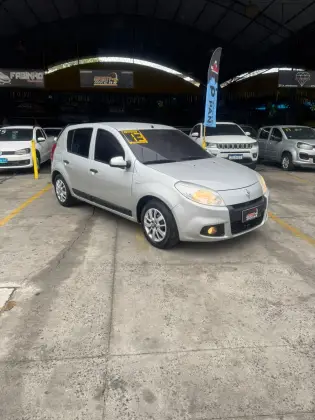 RENAULT SANDERO 1.6 EXPRESSION 8V FLEX 4P MANUAL RENAULT SANDERO 1.6 EXPRESSION 8V FLEX 4P MANUAL