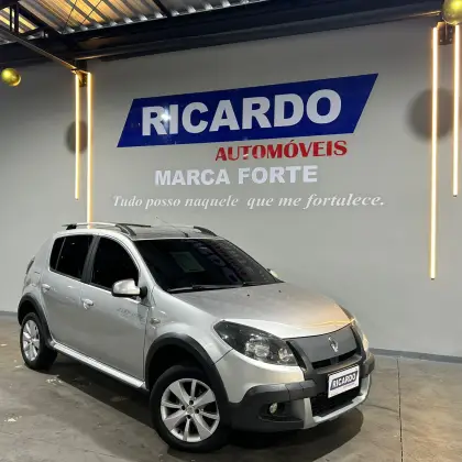 RENAULT SANDERO 1.6 STEPWAY 8V FLEX 4P MANUAL RENAULT SANDERO 1.6 STEPWAY 8V FLEX 4P MANUAL