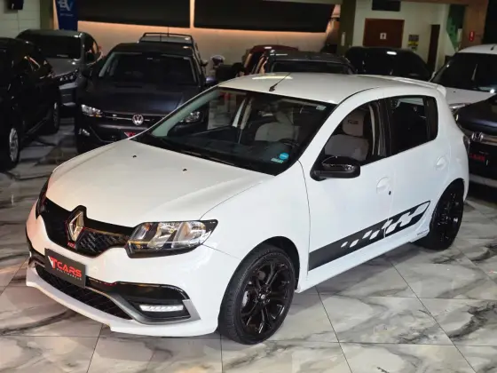 RENAULT SANDERO 2.0 16V HI-FLEX RS MANUAL RENAULT SANDERO 2.0 16V HI-FLEX RS MANUAL