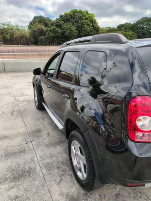 RENAULT-DUSTER-2013