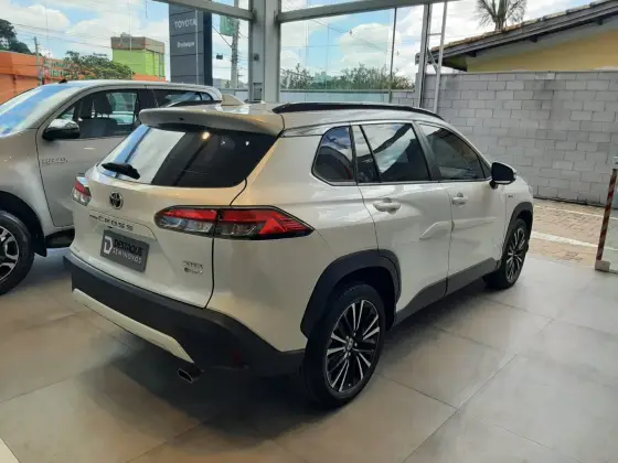 TOYOTA COROLLA CROSS 1.8 VVT-I HYBRID FLEX XRX CVT TOYOTA COROLLA CROSS 1.8 VVT-I HYBRID FLEX XRX CVT