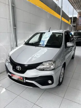 TOYOTA ETIOS 1.5 X PLUS 16V FLEX 4P AUTOMÁTICO TOYOTA ETIOS 1.5 X PLUS 16V FLEX 4P AUTOMÁTICO