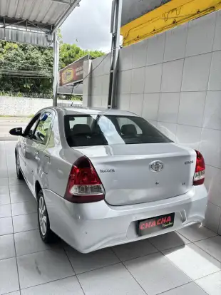 TOYOTA-ETIOS-1.5 X PLUS 16V FLEX 4P AUTOMÁTICO TOYOTA-ETIOS-2019
