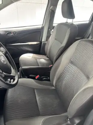 TOYOTA-ETIOS-2019
