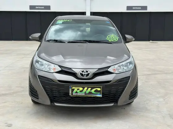 TOYOTA YARIS 1.3 16V FLEX XL LIVE MULTIDRIVE TOYOTA YARIS 1.3 16V FLEX XL LIVE MULTIDRIVE