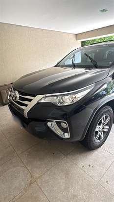 TOYOTA-HILUX SW4-2.7 SR 7 LUGARES 4X2 16V FLEX 4P AUTOMÁTICO TOYOTA-HILUX SW4-2017