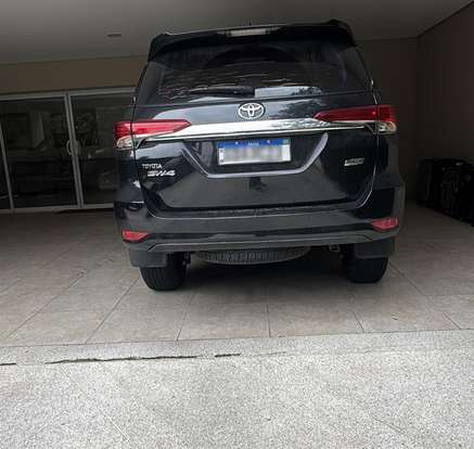 TOYOTA-HILUX SW4-2.7 SR 7 LUGARES 4X2 16V FLEX 4P AUTOMÁTICO TOYOTA-HILUX SW4-2017