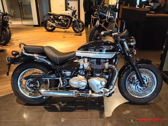 TRIUMPH BONNEVILLE SPEEDMASTER 