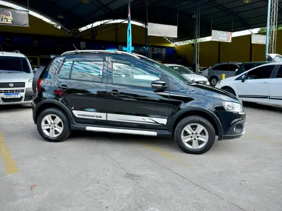 VOLKSWAGEN-CROSSFOX-1.6 MI FLEX 8V 4P MANUAL VOLKSWAGEN-CROSSFOX-2010