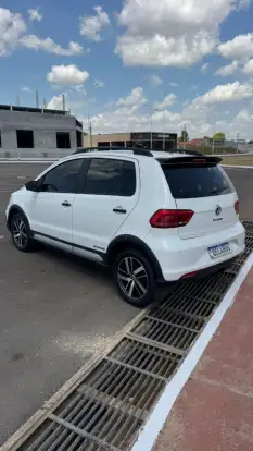 VOLKSWAGEN-FOX-2019