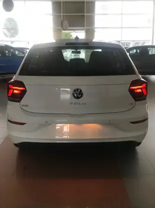VOLKSWAGEN-POLO-2025