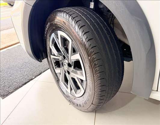 VOLKSWAGEN-SAVEIRO-2025