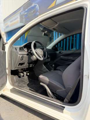VOLKSWAGEN-SAVEIRO-2023