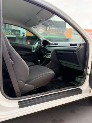 VOLKSWAGEN-SAVEIRO-2023