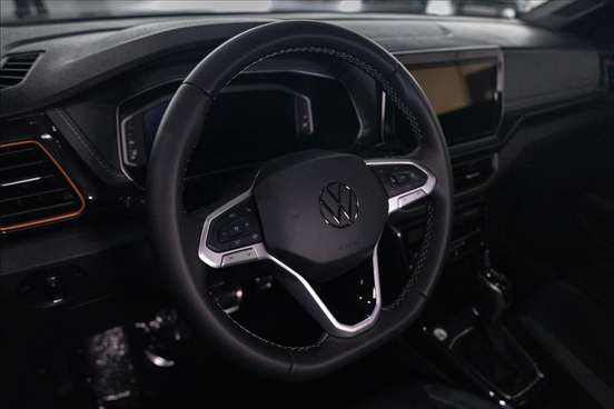 VOLKSWAGEN-T-CROSS-2026