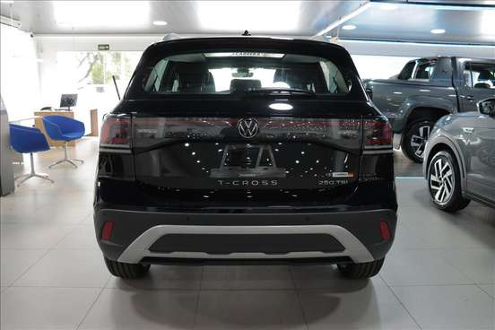VOLKSWAGEN-T-CROSS-2026