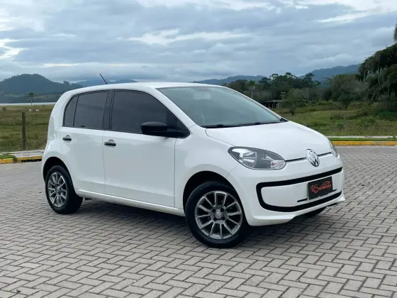 VOLKSWAGEN UP 2017 1.0 MPI TAKE UP 12V FLEX 4P MANUAL