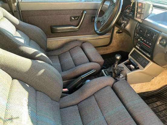 VOLKSWAGEN-GOL-2.0 GTI 8V GASOLINA 2P MANUAL VOLKSWAGEN-GOL-1992