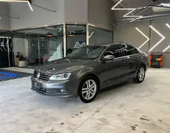 VOLKSWAGEN JETTA 2.0 TSI HIGHLINE 211CV GASOLINA 4P TIPTRONIC VOLKSWAGEN JETTA 2.0 TSI HIGHLINE 211CV GASOLINA 4P TIPTRONIC