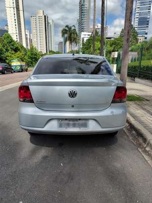 VOLKSWAGEN-VOYAGE-2011