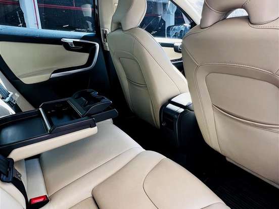 VOLVO-XC60-2.0 T5 KINETIC GASOLINA 4P AUTOMÁTICO VOLVO-XC60-2016