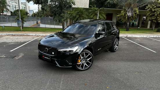 VOLVO-XC60-2023