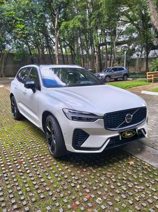 VOLVO-XC60-2022