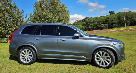 VOLVO-XC90-2016