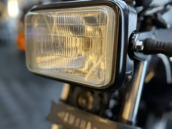 YAMAHA-RD 135 YAMAHA-RD 135-1988