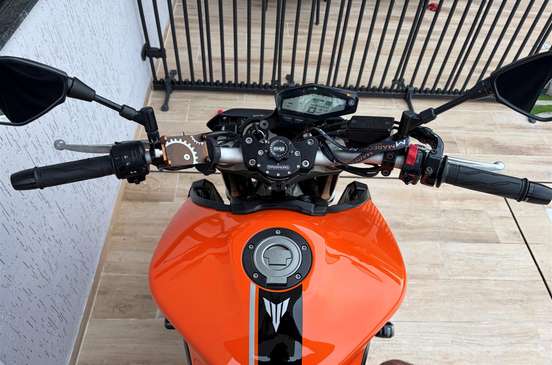 YAMAHA-MT-09 YAMAHA-MT-09-2015