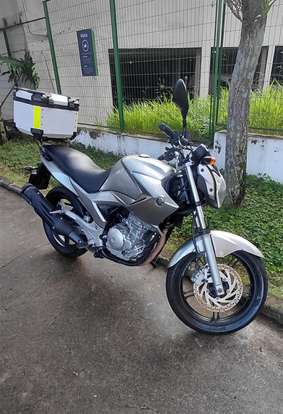 YAMAHA-YS 250 FAZER YAMAHA-YS 250 FAZER-2013