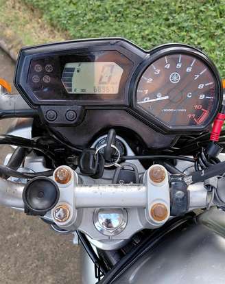 YAMAHA-YS 250 FAZER-2013