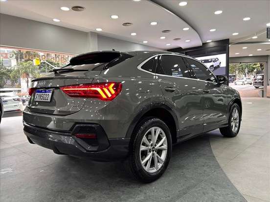 AUDI-Q3-2.0 40 TFSI GASOLINA SPORTBACK PERFORMANCE QUATTRO TIPTRONIC AUDI-Q3-2022