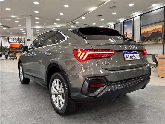 AUDI-Q3-2.0 40 TFSI GASOLINA SPORTBACK PERFORMANCE QUATTRO TIPTRONIC AUDI-Q3-2022