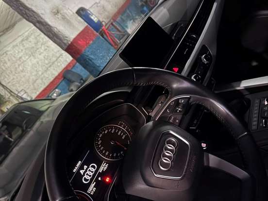 AUDI-A4-2.0 TFSI ATTRACTION GASOLINA 4P S TRONIC AUDI-A4-2017