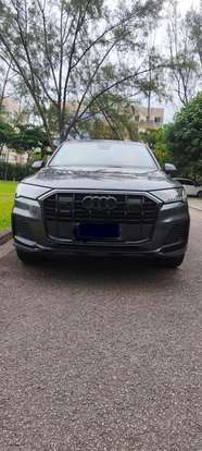 AUDI-Q7-2020
