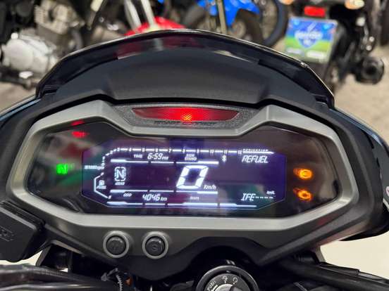BAJAJ-DOMINAR 200 BAJAJ-DOMINAR 200-2025